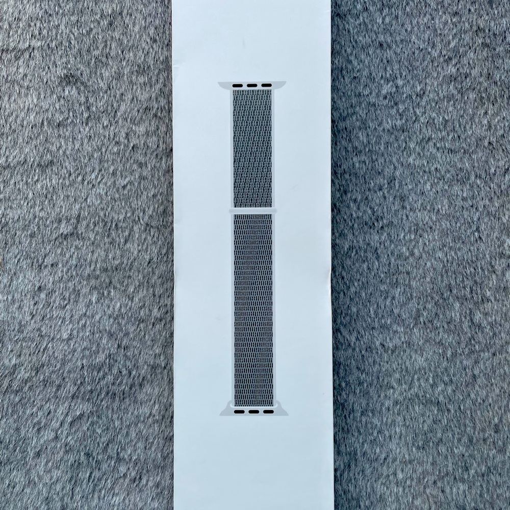 Genuine Apple Brand Watch Band NEW Seashell Sport Loop 44mm